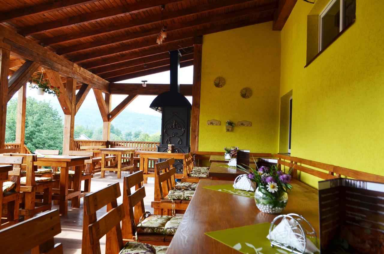 Golden Palace Dubove 外观 照片